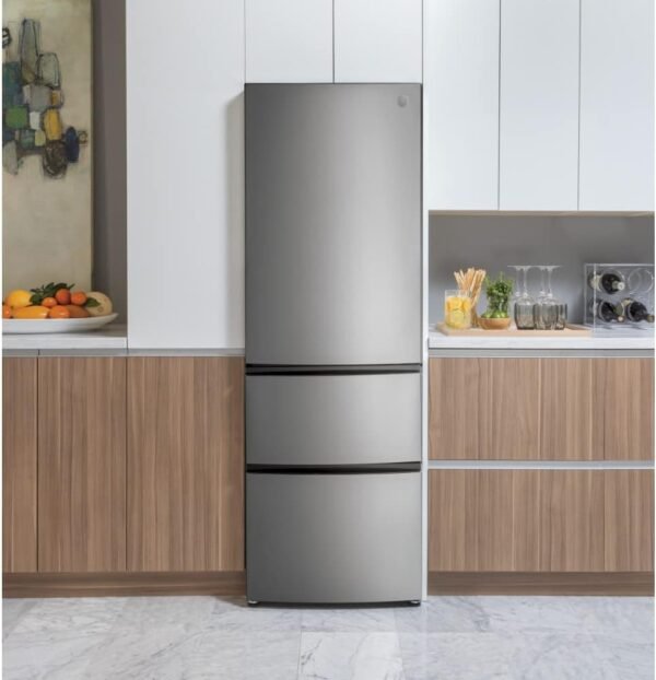 51cR-kWL0YL._AC_SL1000_-1 Review of GE GLE12HSPSS Bottom Freezer Refrigerator Compact Design and Energy Efficiency