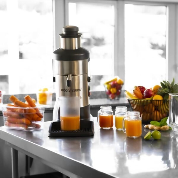713KPuxuDQL._SL1500_ Robot Coupe J80 Ultra Juicer Review Efficient Centrifugal Juicing for Professionals